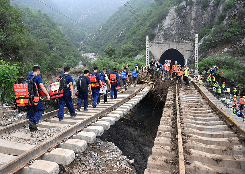 风雨同心 人民至上
——以习近平同志为核心的党中央坚强有力指挥北京防汛抗洪救灾「相关图片」