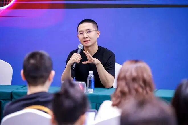 李书福传棒印奇:吉利智驾布局收官